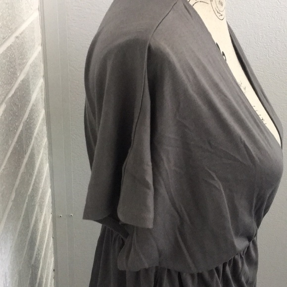 Women’s M Mix & Co. Gray T-shirt Dress deep v neck - Picture 5 of 8